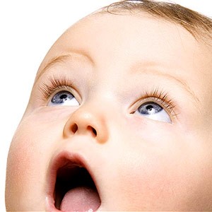 Dấu hiệu của một em bé sơ sinh hạnh phúc